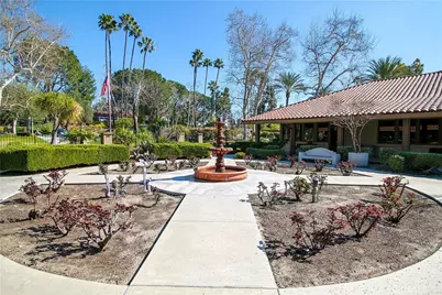 27706 Calle Valdes, Mission Viejo, CA 92692 - Photo 37