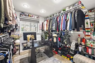 813 E Chestnut, Santa Ana, CA 92701 - Photo 17