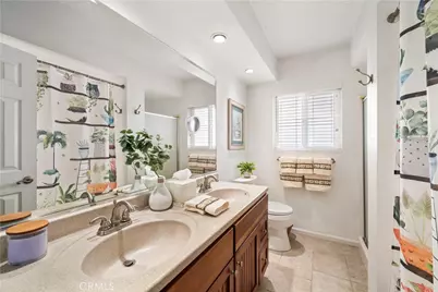 8278 Artista Drive, Huntington Beach, CA 92646 - Photo 21