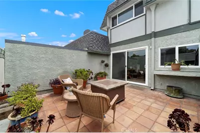8278 Artista Drive, Huntington Beach, CA 92646 - Photo 25