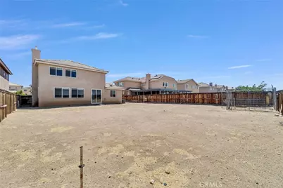 11926 Forest Park, Victorville, CA 92392 - Photo 37