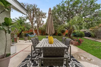 3437 Wimbledon Way, Costa Mesa, CA 92626 - Photo 37