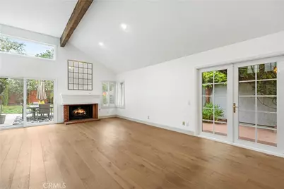 3437 Wimbledon Way, Costa Mesa, CA 92626 - Photo 13