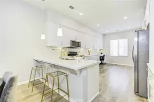 115 Neptune, Irvine, CA 92618 - Photo 5