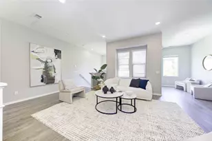 115 Neptune, Irvine, CA 92618 - Photo 3