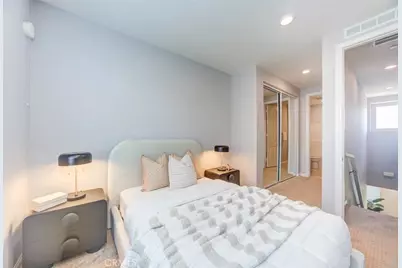 115 Neptune, Irvine, CA 92618 - Photo 9