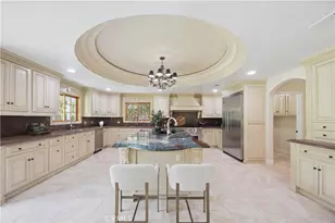 341 N June, Los Angeles, CA 90004 - Photo 19