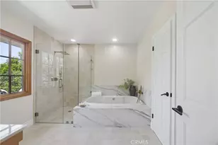 341 N June, Los Angeles, CA 90004 - Photo 47