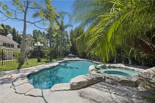 341 N June, Los Angeles, CA 90004 - Photo 55