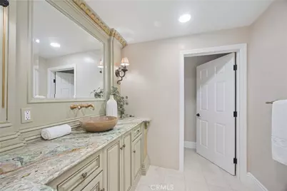 341 N June, Los Angeles, CA 90004 - Photo 25