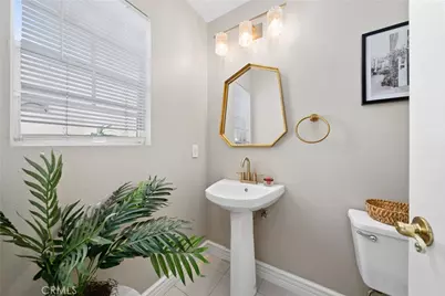 18723 Chapel Lane, Huntington Beach, CA 92646 - Photo 25