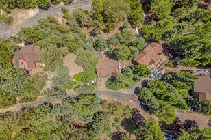 318 Old Toll Rd, Lake Arrowhead, CA 92352 - Photo 35