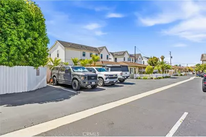 131 E 21st Street, Costa Mesa, CA 92627 - Photo 9