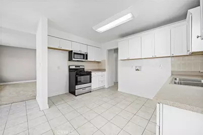 131 E 21st Street, Costa Mesa, CA 92627 - Photo 17