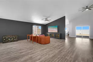 13942 Topmast, Helendale, CA 92342 - Photo 11