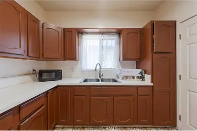 532 S Flower Street, Inglewood, CA 90301 - Photo 11