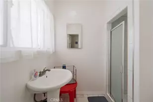 532 S Flower St, Inglewood, CA 90301 - Photo 17