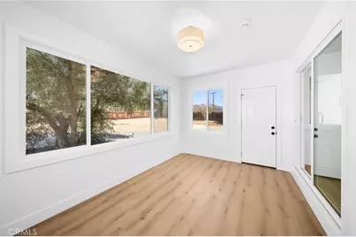 7645 Hilton Avenue, Yucca Valley, CA 92284 - Photo 21