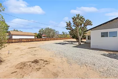 7645 Hilton Avenue, Yucca Valley, CA 92284 - Photo 23