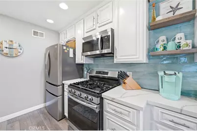 215 Wichita Avenue #409, Huntington Beach, CA 92648 - Photo 11