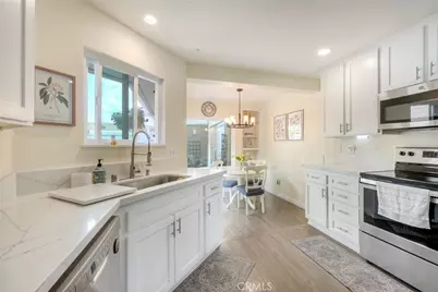 22196 Caminito Zaragoza, Laguna Hills, CA 92653 - Photo 9