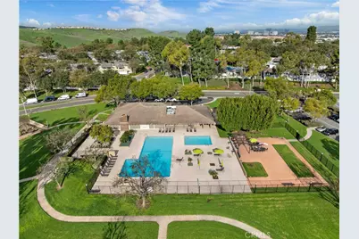 22196 Caminito Zaragoza, Laguna Hills, CA 92653 - Photo 39