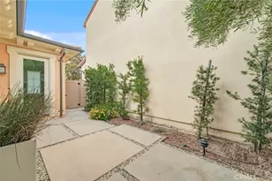115 Mustang, Irvine, CA 92602 - Photo 33