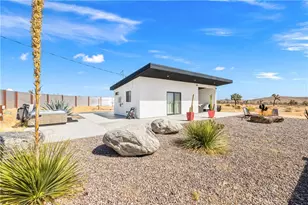59226 Aberdeen, Yucca Valley, CA 92284 - Photo 5