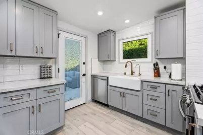 414 Cypress Drive, Laguna Beach, CA 92651 - Photo 17
