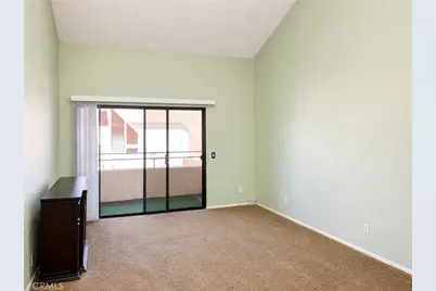 27236 Luther Drive #702, Canyon Country, CA 91351 - Photo 5