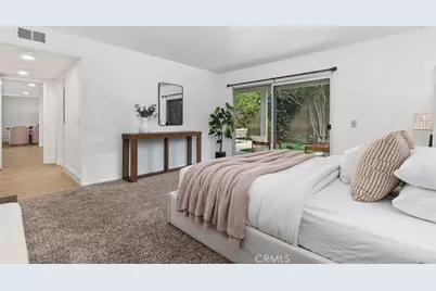 9001 Oceanwood Drive, Huntington Beach, CA 92646 - Photo 17