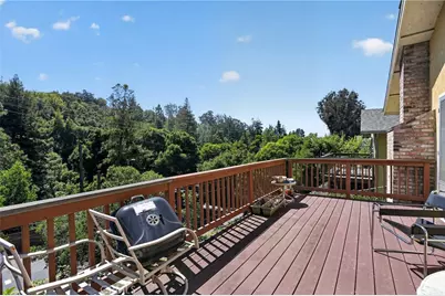 9108 Golf Links, Oakland, CA 94605 - Photo 3