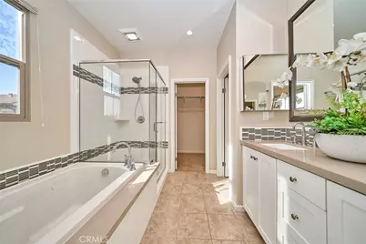 143 Hargrove, Irvine, CA 92620 - Photo 25