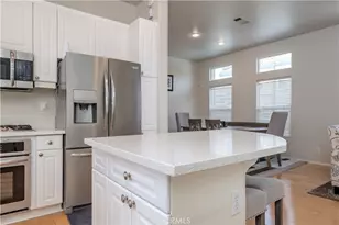 7 Medici Aisle, Irvine, CA 92606 - Photo 11