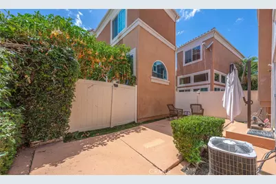 7 Medici Aisle, Irvine, CA 92606 - Photo 33