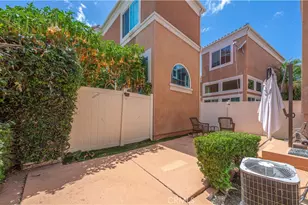 7 Medici Aisle, Irvine, CA 92606 - Photo 33
