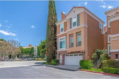 7 Medici Aisle, Irvine, CA 92606 - Photo 3