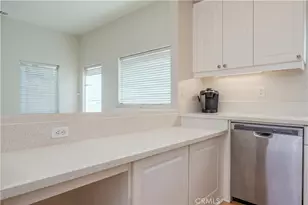 7 Medici Aisle, Irvine, CA 92606 - Photo 9