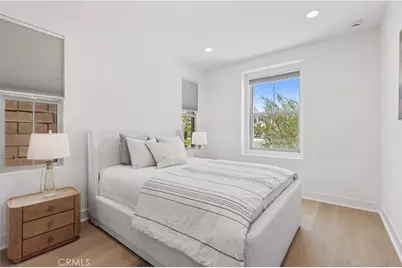 149 Somera, Irvine, CA 92602 - Photo 5