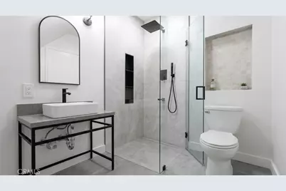 1437 W I, Wilmington, CA 90744 - Photo 39