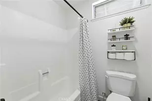 9717 Pettswood Dr, Huntington Beach, CA 92646 - Photo 13