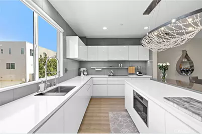 745 Beacon, Irvine, CA 92618 - Photo 23