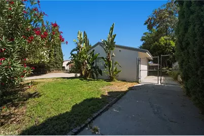1720 Anderson Street, Simi Valley, CA 93065 - Photo 27