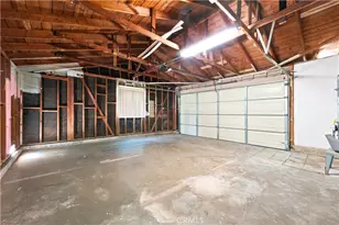 1720 Anderson St, Simi Valley, CA 93065 - Photo 29