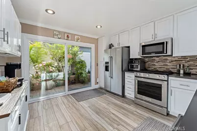 25891 Tree Top, Laguna Hills, CA 92653 - Photo 11