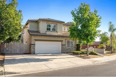 31501 Stoney Creek Drive, Lake Elsinore, CA 92532 - Photo 3