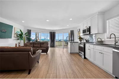 2212 W Oceanfront, Newport Beach, CA 92663 - Photo 13