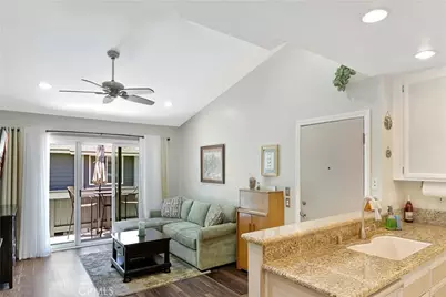 18292 Parkview, Huntington Beach, CA 92648 - Photo 15