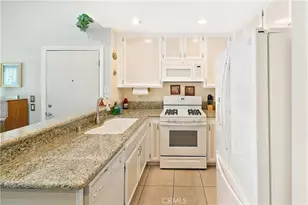 18292 Parkview, Huntington Beach, CA 92648 - Photo 17