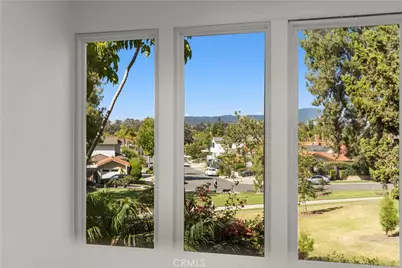 4181 Sandburg Way, Irvine, CA 92612 - Photo 33